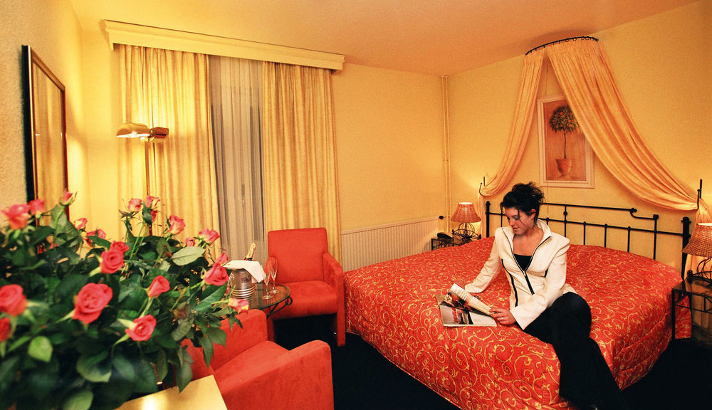 Dormio Wijnhotel Valkenburg Valkenburg aan de Geul Екстериор снимка